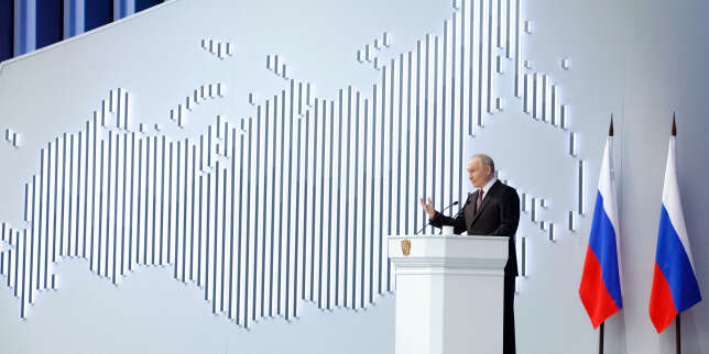 Vladimir Poutine distribue menaces, milliards et promesses avant la présidentielle en Russie