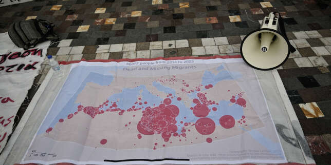 Après le naufrage d’un navire avec 650 migrants à bord en Méditerranée, l’agence Frontex n’avait pas diffusé de signal de détresse pour hâter les secours