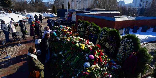En direct, guerre en Ukraine : à Moscou, la tombe d’Alexeï Navalny continue d’être ensevelie sous les fleurs deux jours après son enterrement