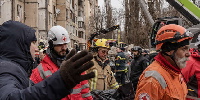 En direct, guerre en Ukraine : le bilan des attaques meurtrières russes à Odessa passe à huit morts ; Volodymyr Zelensky appelle à accélérer les livraisons d’armes à Kiev