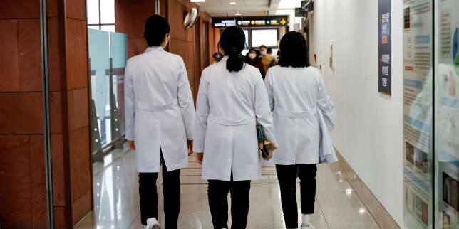 La Corée du Sud s’apprête à suspendre près de 5 000 jeunes médecins en grève