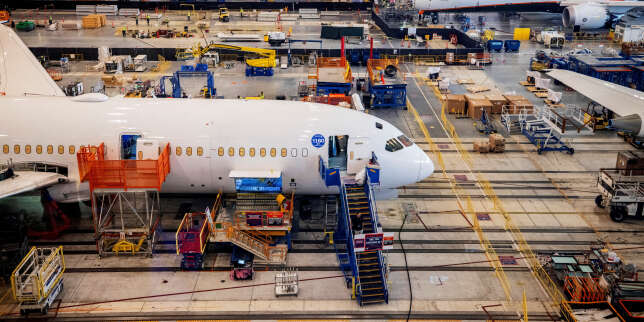 Etats-Unis : trois modèles de Boeing visés par des enquêtes du régulateur de l’aviation