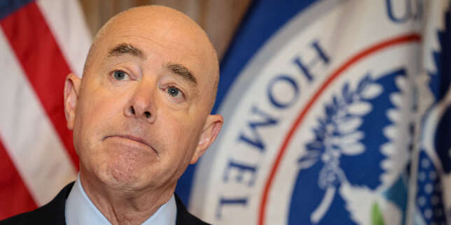 Etats-Unis : Alejandro Mayorkas, le ministre en charge de l’immigration, échappe à la destitution