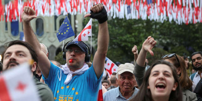 « En Géorgie, la mobilisation antigouvernementale contribue à redéfinir l’identité collective »