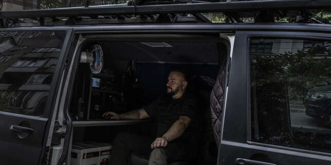 Guerre en Ukraine : dans les tranchées, la guerre est devenue électronique