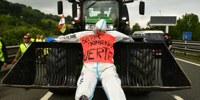 Des agriculteurs bloquent la frontière entre la France et l’Espagne pour se faire entendre avant les européennes